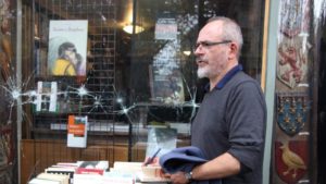 Pourquoi nous détestons les journalistes?