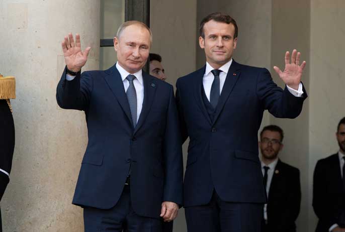 Vladimir Poutine et Emmanuel Macron à l'Élysée