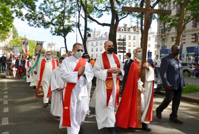 Marche des martyrs. Diocèse de Paris.