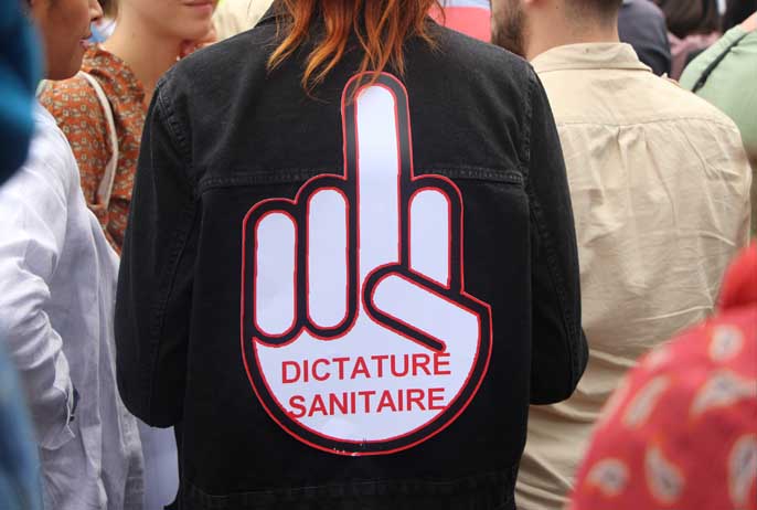 dictature sanitaire manifestation