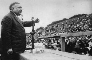 Léon Daudet face au stupide monde moderne