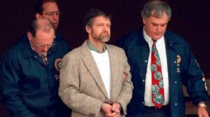 Unabomber est mort : de la société industrielle à la société carcérale
