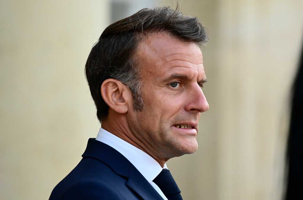 Combien de temps Emmanuel Macron peut-il encore tenir ?