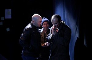 « Les Témoins » : la résistible ascension du théâtre antifa