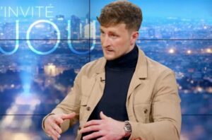 Mélenchon, dernier candidat « anti-système » ?