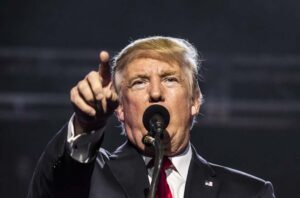 « Le spectacle que donne la droite trumpiste en Europe est consternant. »