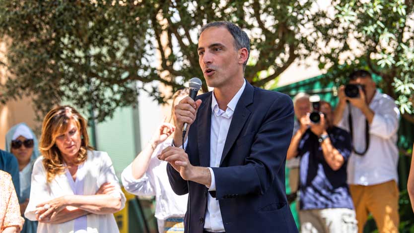 Primaire socialiste : c’est Raphaël Glucksmann qui sort du chapeau !
